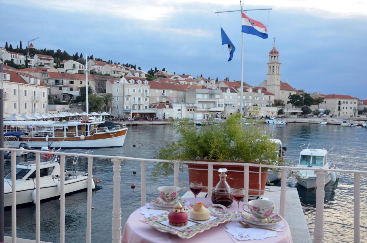 Castel Nonna Franka Apartman Sutivan Kültér fotó