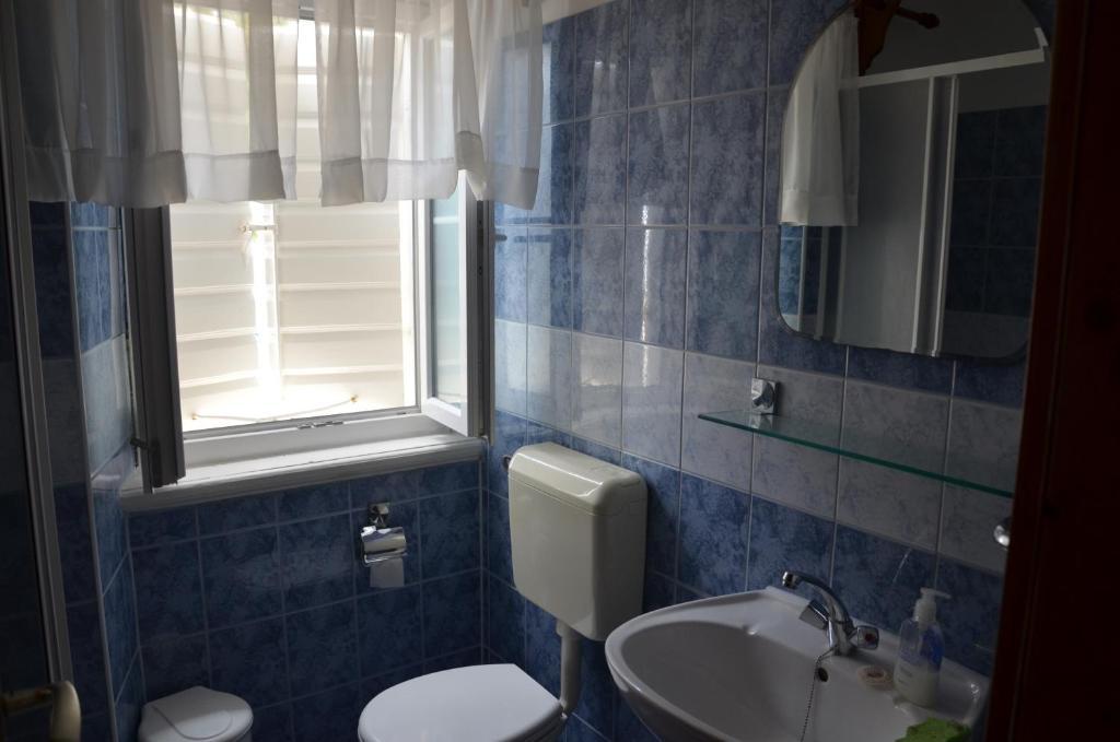 Castel Nonna Franka Apartman Sutivan Szoba fotó